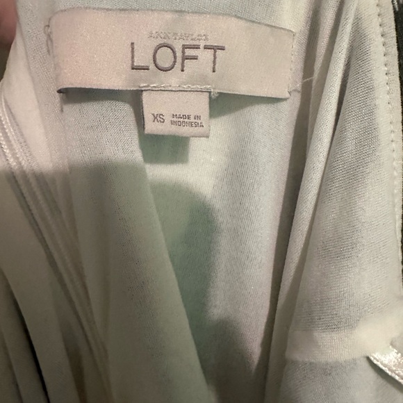 Loft Dress - Picture 3 of 4